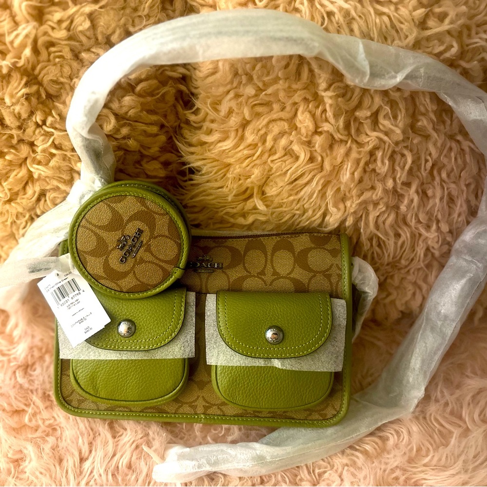 **NEW, NEVER WORN** COACH Pennie Crossbody With Coin Case In Signature Canvas